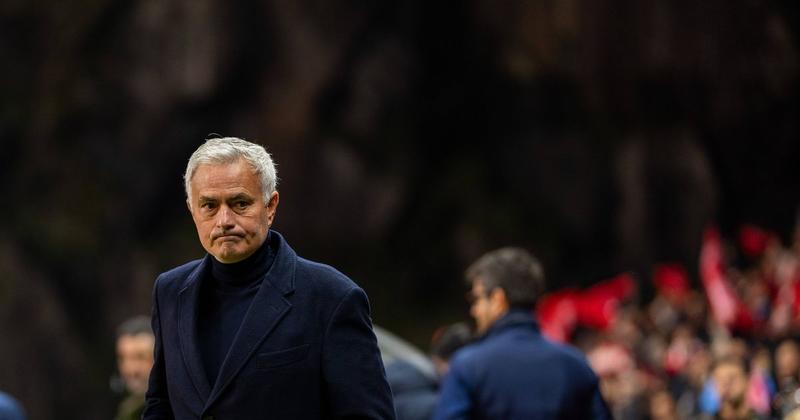 A culpa da insónia de Mourinho é de todos… menos dele