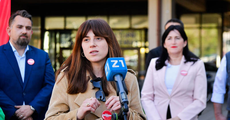 Zvijezda ljevice u usponu ima dobre šanse. Zna trošiti tuđe, to je put u političku orbitu. A i dolazi iz Goldstein d.o.o.-a