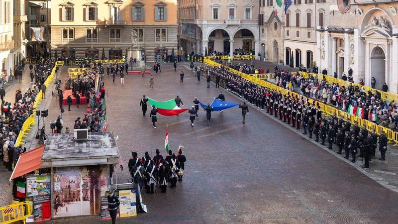 Festa del Tricolore, l'evento ‘stecca’ ancora: una piazza semideserta