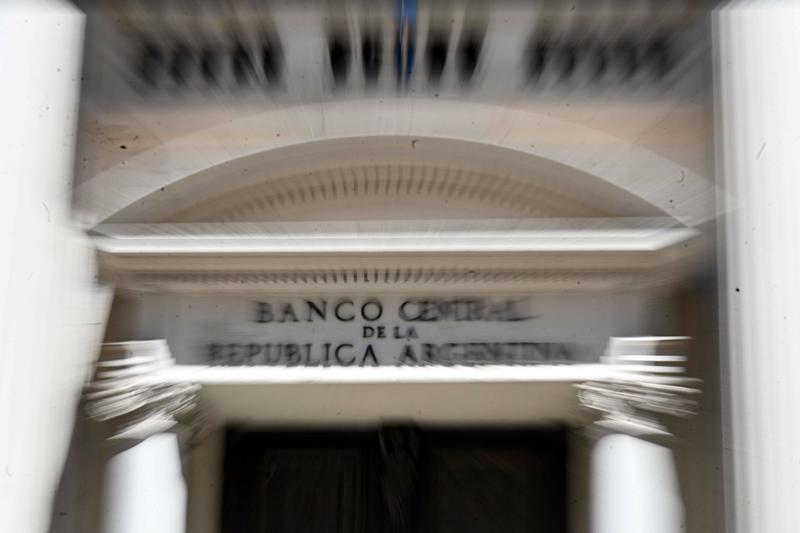 Argentina repays part of its U.S. currency swap