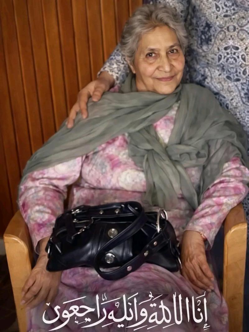Renowned Gynaecologist Prof. Dr. Farhat Hamid Passes Away