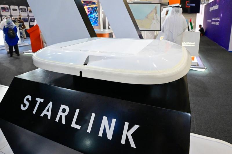 As Iranian regime shuts down internet, even Starlink seemingly being jammed