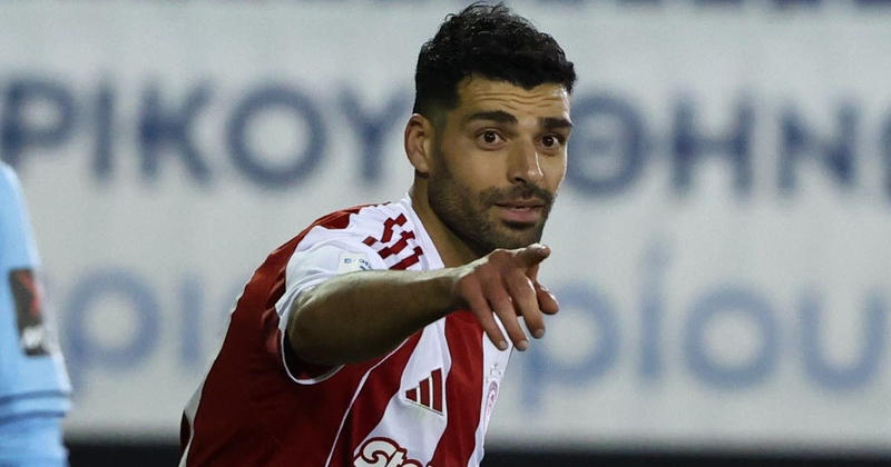 Ο Ταρέμι έστρωσε περσικό χαλί για τη νίκη και ο Ζέλσον έκανε εμφάνιση για νέο συμβόλαιο Ο Ταρέμι έστρωσε περσικό χαλί για τη νίκη και ο Ζέλσον έκανε εμφάνιση για νέο συμβόλαιο