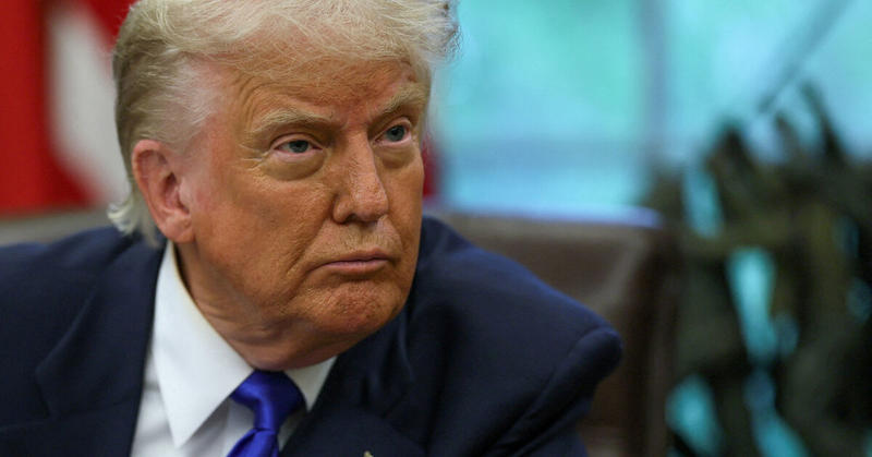 Amid mass Iran protests, Trump takes cautious approach