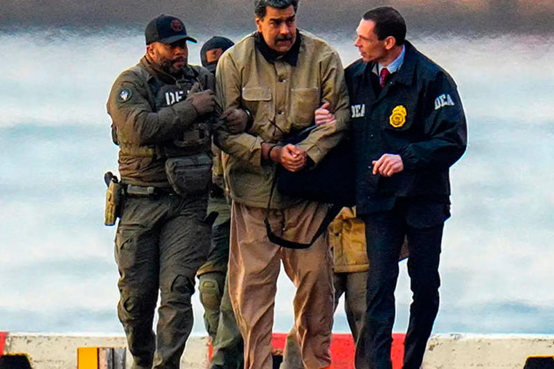 El salto al vacío de Nicolás Maduro, por Gregorio Salazar