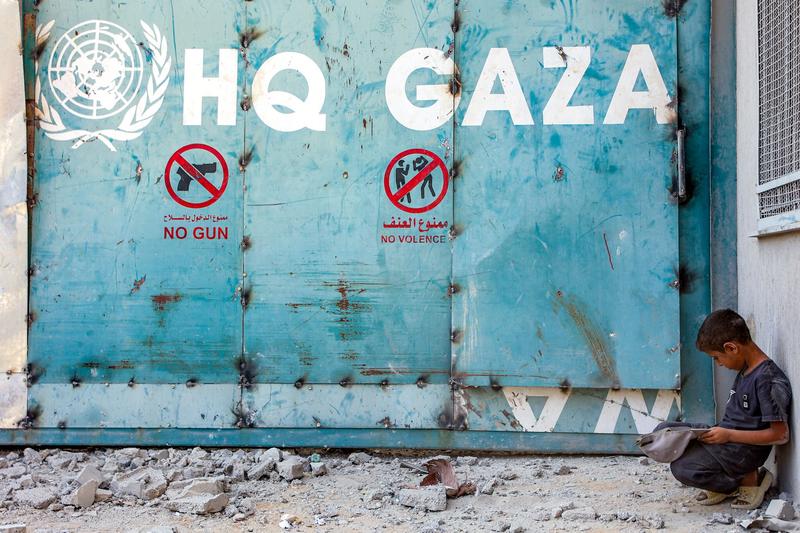 ‘Dire’ financial crisis forces UNRWA to drop hundreds of ex-Gazan staff from payroll