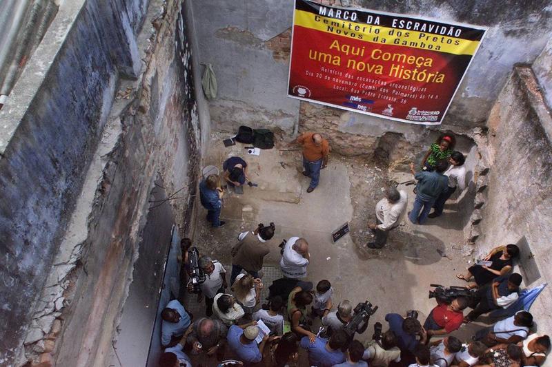 Cemitérios de pessoas escravizadas são solo sagrado no Rio de Janeiro