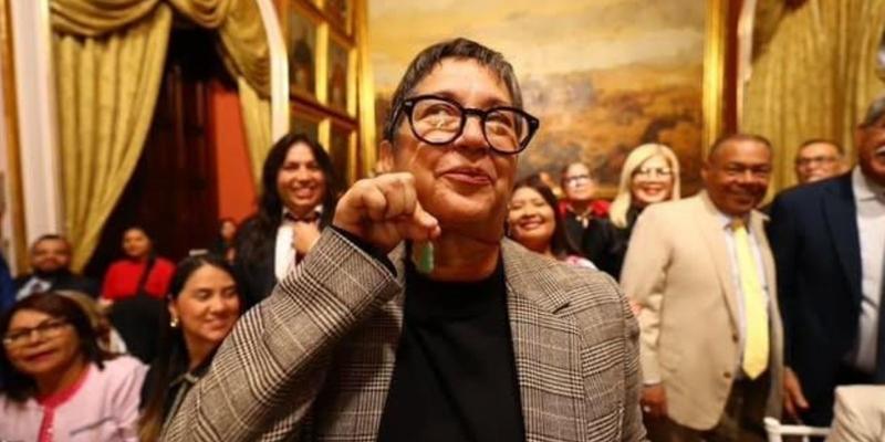 Για την επόμενη μέρα της Βενεζουέλας – συνέντευξη της Καρόλα Τσάβεζ στον Πάνο Χαρίτο