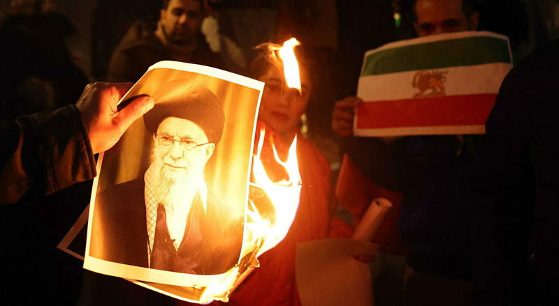 L'analisi 2 / Il coraggio delle donne iraniane e l'indifferenza occidentale