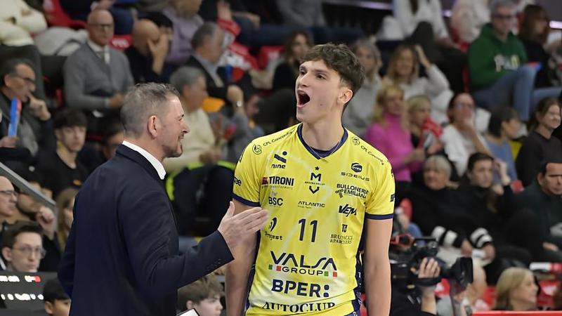 Porro sfodera un partitone. Buchegger parte male ma si rialza