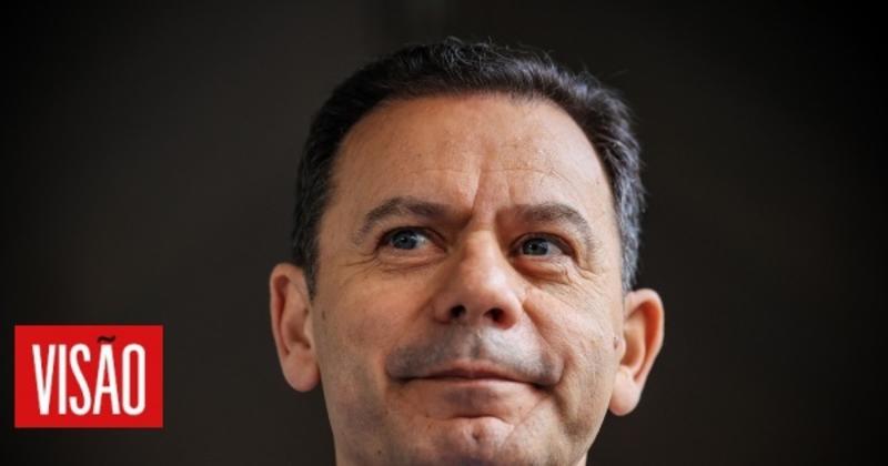 Prémio Laranja Amarga para a tentativa de tornar as presidenciais a terceira volta de Montenegro