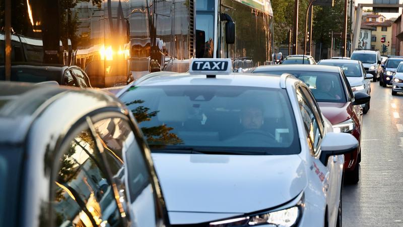 Taxi, aumentano le licenze nelle grandi città: ecco dove e cosa cambia davvero