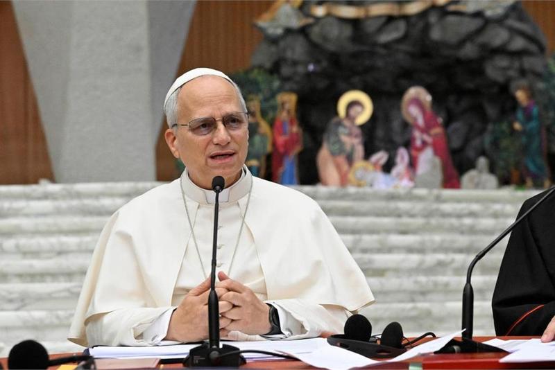 Leone XIV, il Papa che archivia Bergoglio e si ispira a Ratzinger