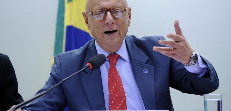 Esperidião Amin e o perdão eterno aos inimigos da democracia