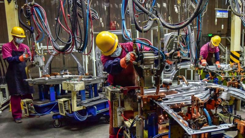 Neoindustrialização sob cerco: o que o governo Lula já fez — e por que ainda é insuficiente