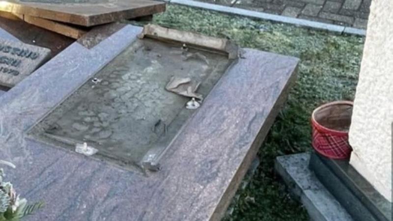 Altri furti nei cimiteri, presi di mira Albano Sant’Alessandro e Brusaporto