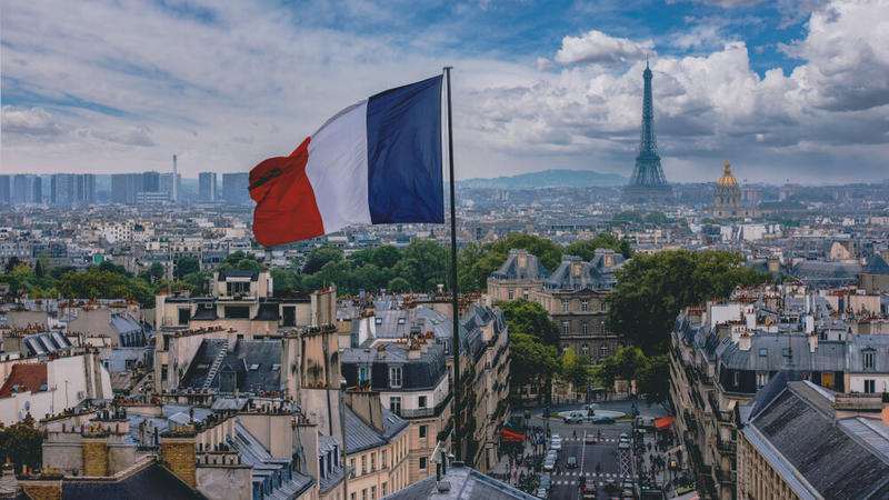 Socijalisti neće glasati za nepoverenje francuskoj vladi