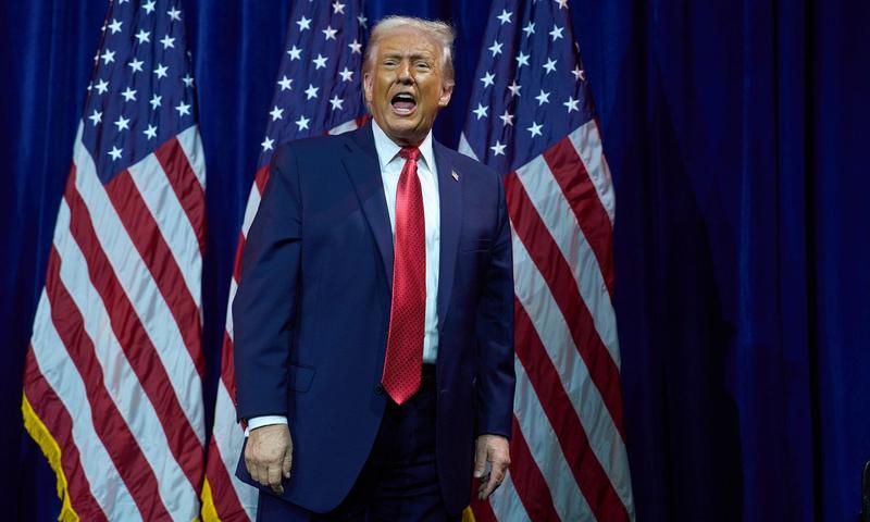 Ο Τραμπ σε ρόλο Κολόμβου