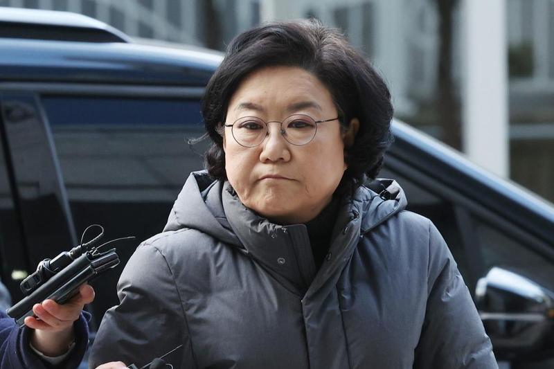 The price of distrust: Behind the doomed careers of three politicians