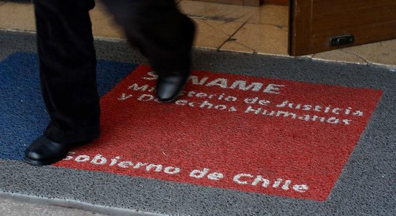 Se cierra el Sename, no la deuda del Estado