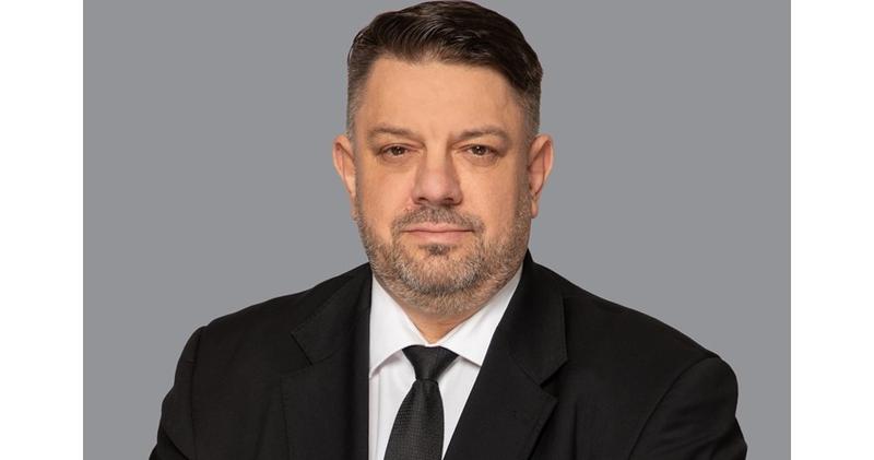 Хората, които хвърлят БСП в лидерска братоубийствена надпревара преди най-важните за левицата избори, ще носят отговорност за резултата