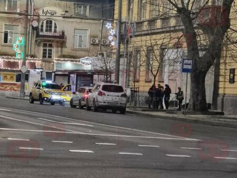 Дрогиран извади нож на таксиметров шофьор в Бургас