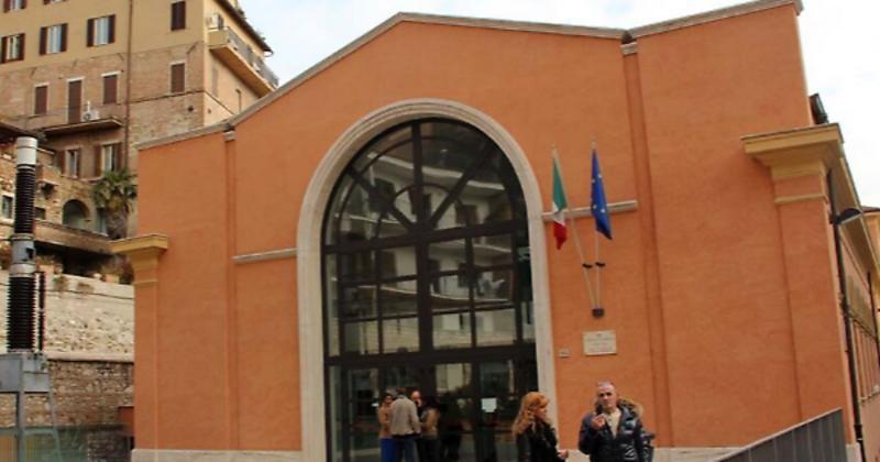 Accoltella due persone, condannato tunisino di 30 anni: ha patteggiato a due anni e quattro mesi