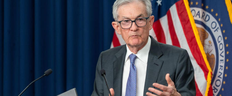 Los banqueros centrales del mundo defienden a Powell del acoso de Trump