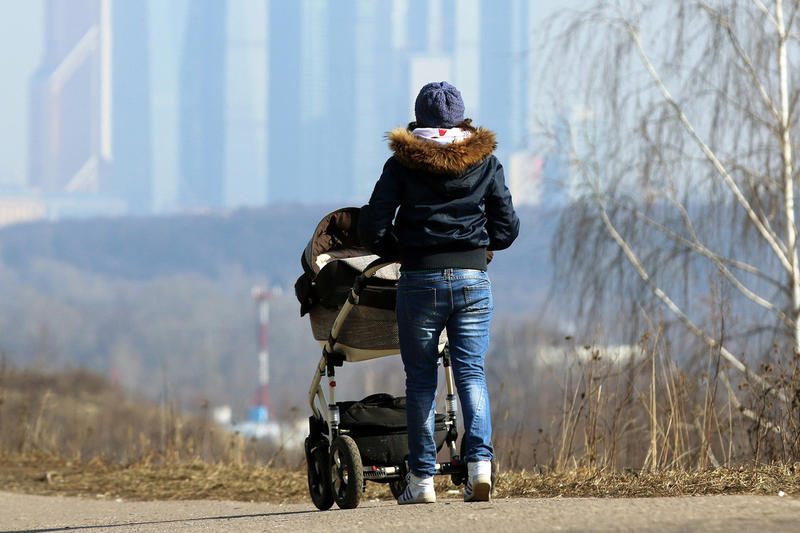 Демография 2025: почему деньги не заставляют россиян рожать