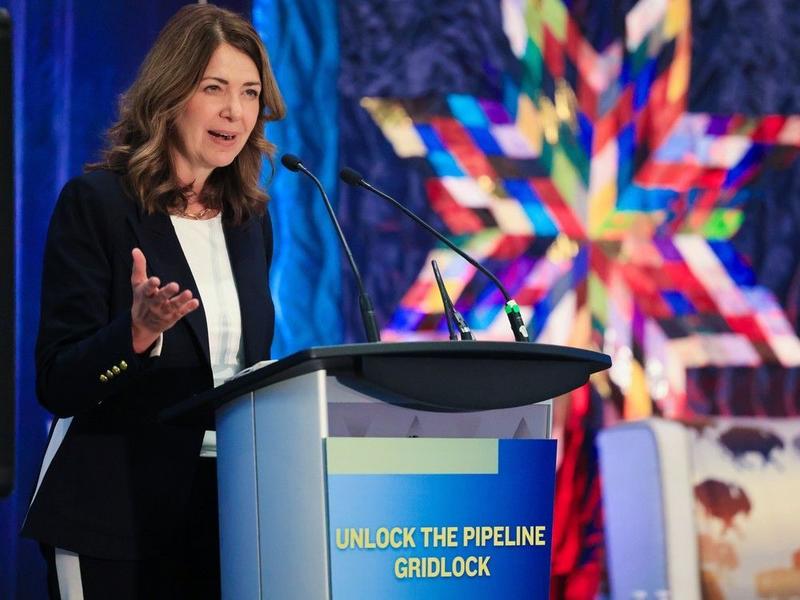 GUNTER: Danielle Smith correct in calling for swift action on pipelines