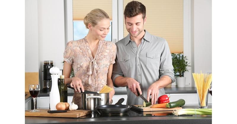 Мъжете цапали Земята повече от жените - новата война за капака на тоалетната