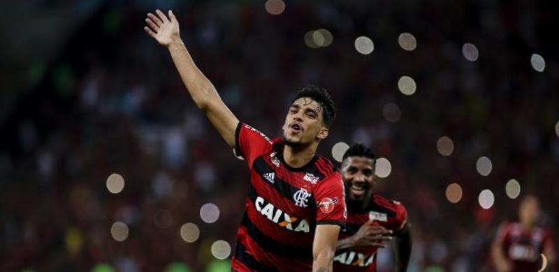 Lucas Paquetá vale 1/4 de bilhão de reais?