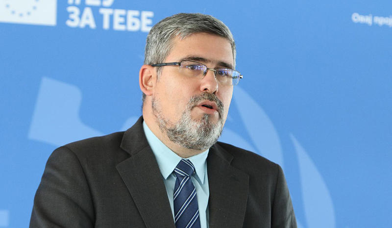 Vuka zamenio Vučićem