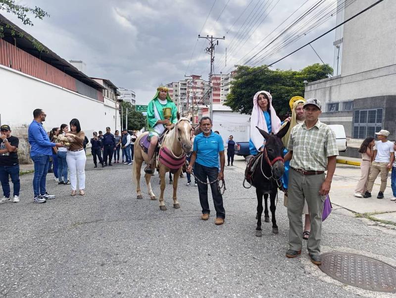 Iapebm celebró paradura del Niño Jesús y llegada de los Reyes Magos en Glorias Patrias