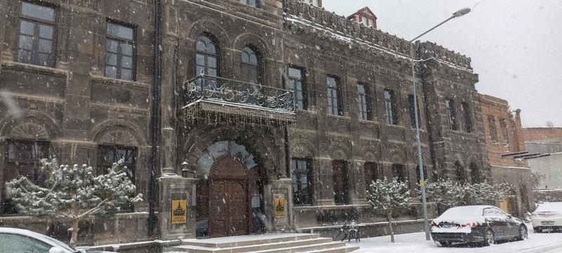 BEMBEYAZ BİR DÜNYA!