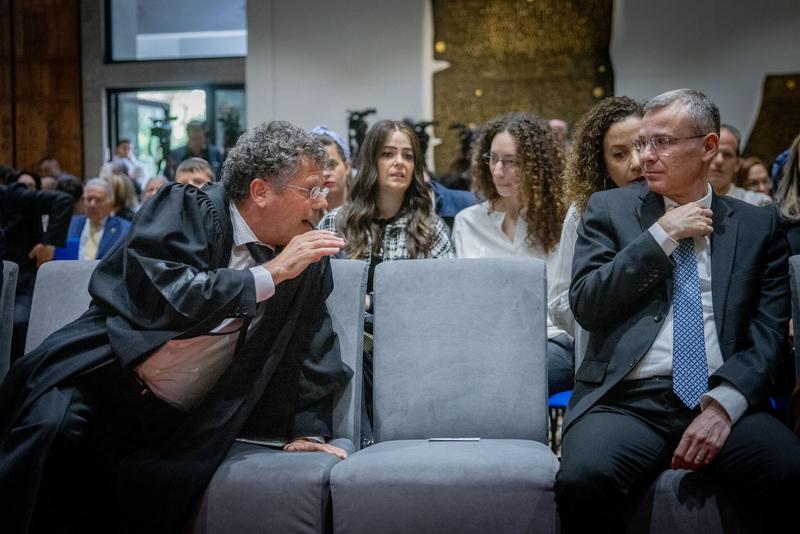 Fierce government attacks on Supreme Court part of campaign of delegitimization