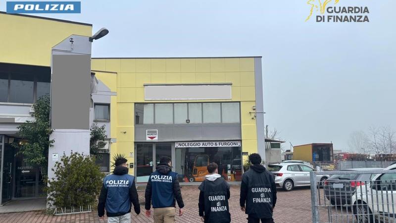 False fatturazioni a Reggio Emilia, nuove misure cautelari