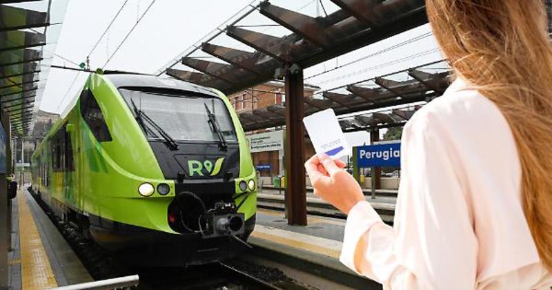 Umbria lancia il bonus abbonati 2026: sconto del 20% sugli abbonamenti ferroviari. Come ottenerlo