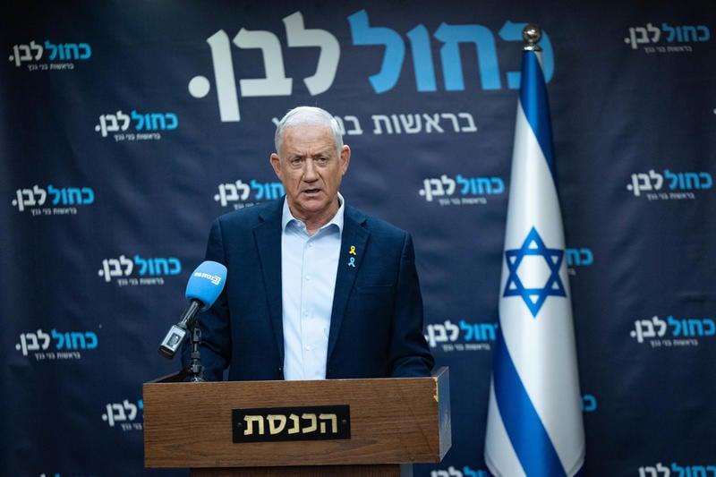 Opposition leaders claim new Gantz campaign against Arab parties is hypocritical, aids PM
