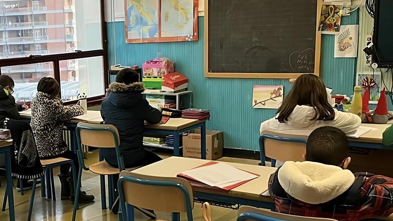 Scontro sulla scuola: 