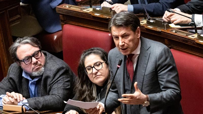 Quegli strappi dei 5 stelle che minano l'opposizione