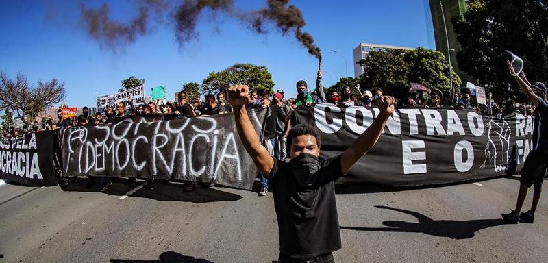 Carta aos meus amigos e companheiros argentinos e chilenos