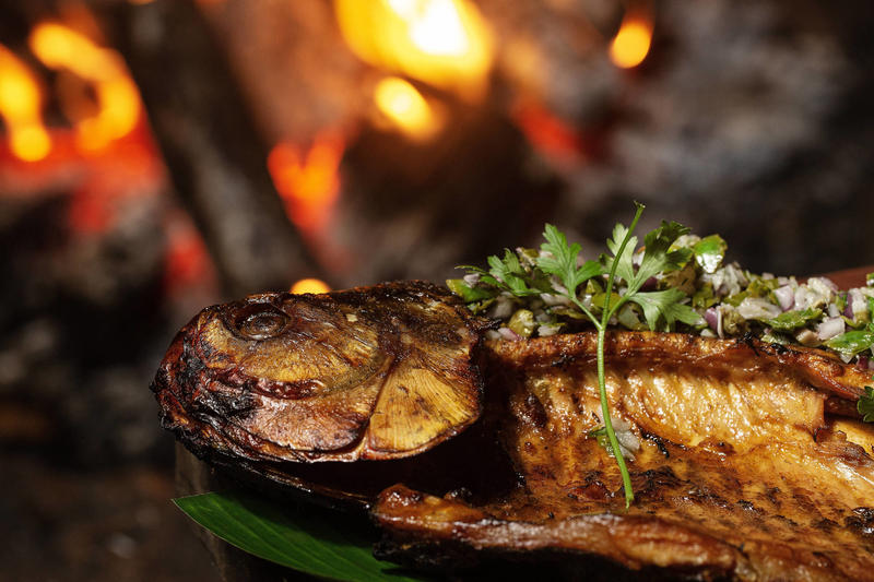 Churrasco no verão pede peixe na brasa