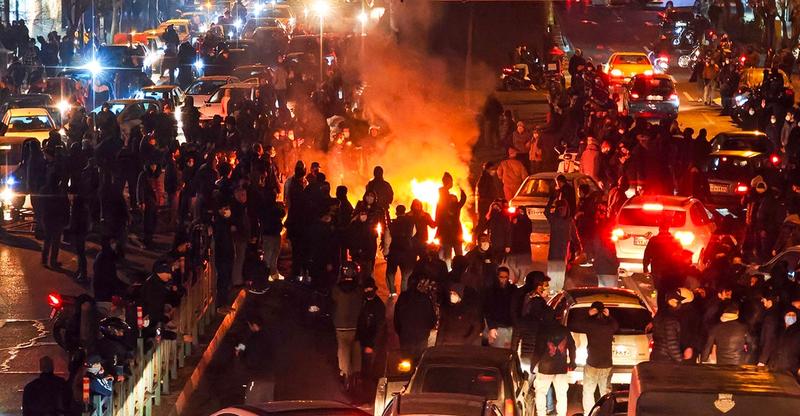 Why Is the Iran Regime on the Verge of Collapse?