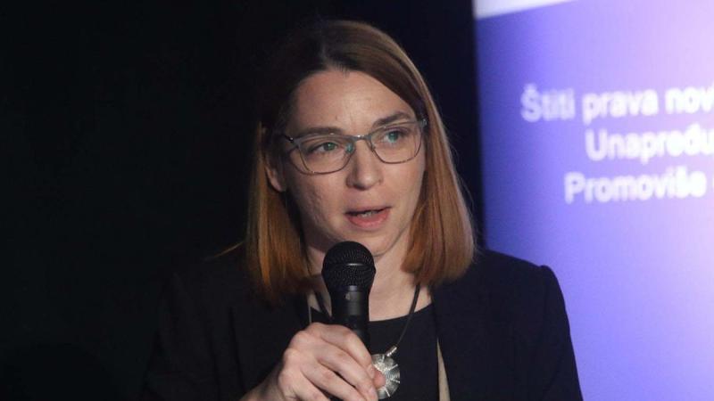 Studenti Filozofskog fakulteta u Novom Sadu upozoravaju da će Jelena Kleut verovatno ostati bez posla: „Nećemo dati našu profesorku“