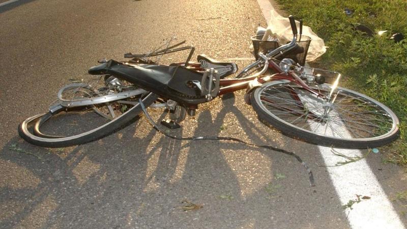 Muore 2 anni dopo l’incidente, investito da una donna che scappò: ora rischia l’accusa di omicidio stradale