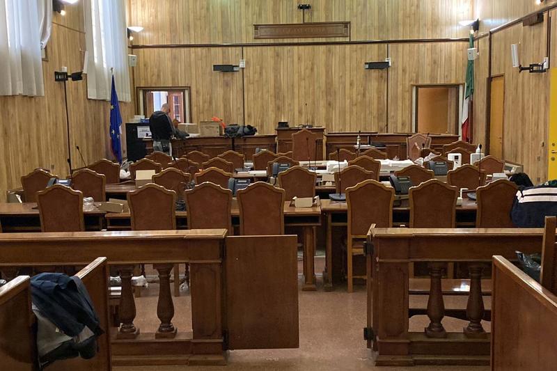 Ferrara, lettere di minacce a casa: la stalker era la convivente