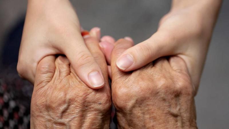 ‘പതിനഞ്ചുവർഷമായി സഹോദരനോട് മിണ്ടിയിട്ട് എന്ന് അദ്ദേഹം പറഞ്ഞു’; പാഠശാലകളാണ് പാലിയേറ്റീവ് കെയറുകൾ