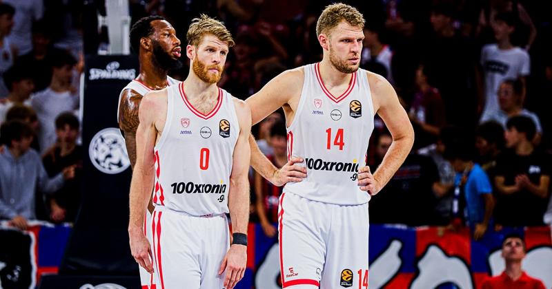 Ολυμπιακός: Ένας Μαέστρος Γουόκαπ και ένας Εξωγήινος Βεζένκοβ