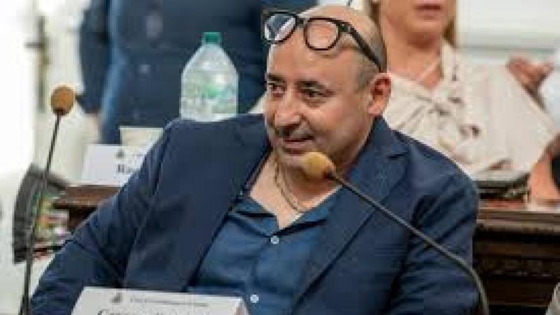 Castellammare, si dimette anche il consigliere Oscurato intercettato con il cassiere del clan